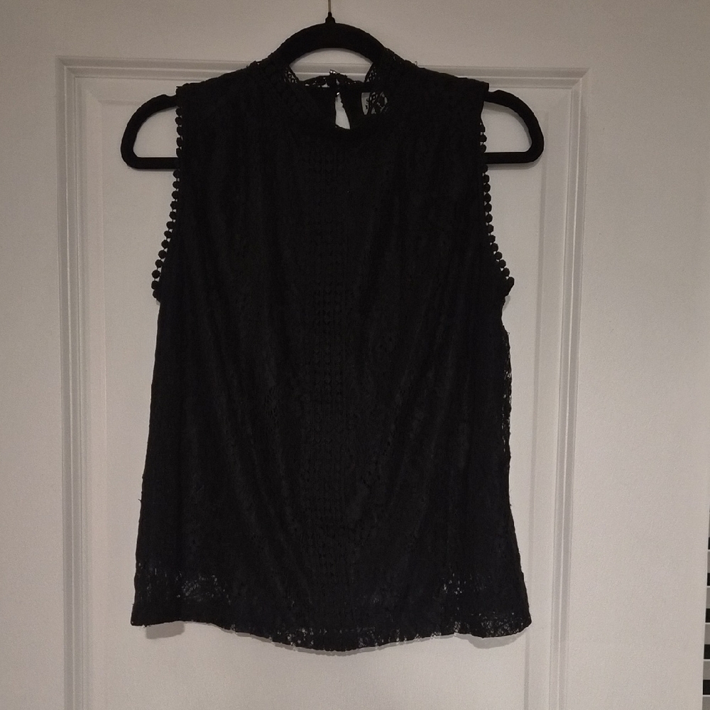 Elegant Black Lace Sleeveless Top
